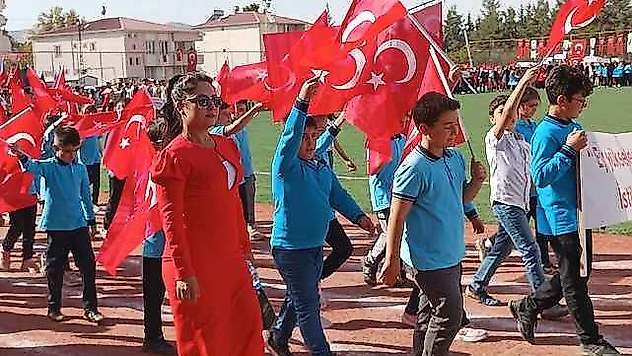 Gölbaşı İlçesinde 29 Ekim Coşkusu