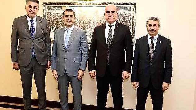 Milletvekillerinden Şenel'e Ziyaret