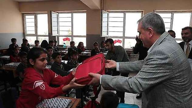 Beyazgül'den eğitime tam destek