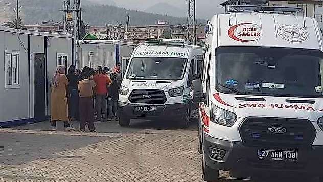 Konteyner kentte yalnız yaşayan öğretmen ölü bulundu