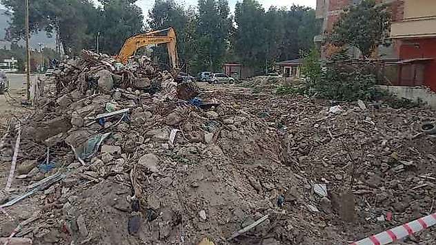 Hatay'da aynı enkazdan ikinci ceset çıktı