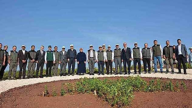 Milli Ağaçlandırma Günü'nde deprem şehitleri unutulmadı