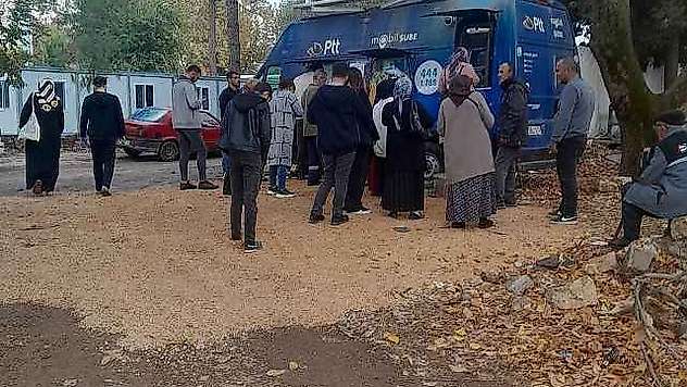 Gölbaşı PTT Şubesi Zor Şartlarda Hizmet Veriyor