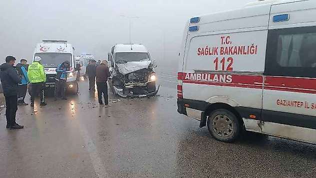 Feci kazada 9 kişi yaralandı