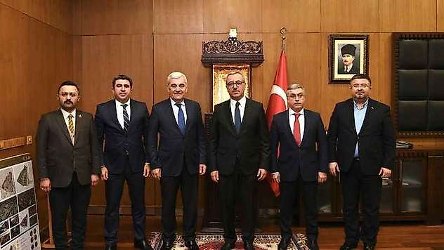 Azerbaycan Diaspora Bakan Yardımcısı Hacıyev'den Başkan Güngör'e Ziyaret