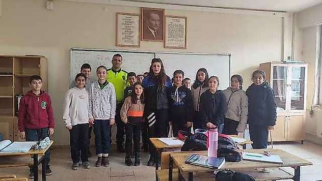 Polis ekipleri, polislik mesleğini anlattı
