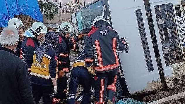 Kuyuya düşen köpek kurtarıldı
