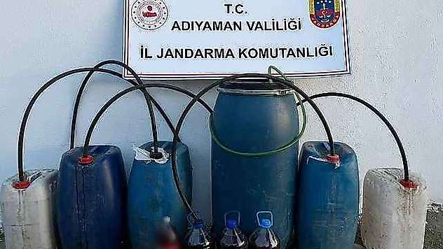 Jandarma Adıyaman'da kaçak içki ele geçirdi