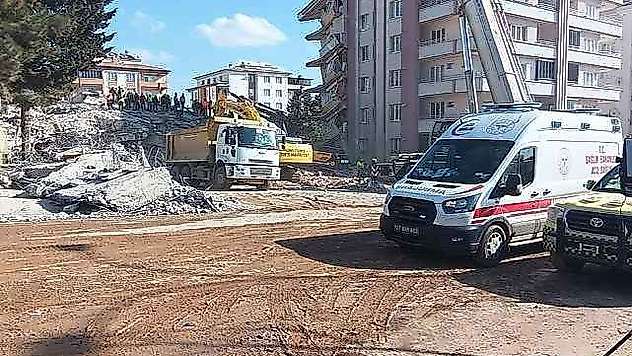 Gaziantep'te 134 kişinin öldüğü Ayşe-Mehmet Polat Sitesi soruşturmasında kusur durumu hakkında rapor düzenlendi
