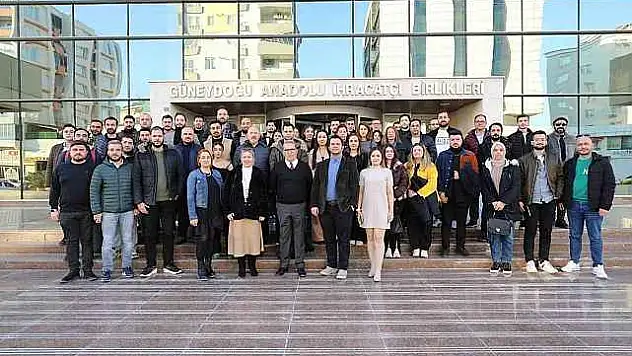 GAİB 2023 yılının son dış ticaret eğitimini gerçekleştirdi