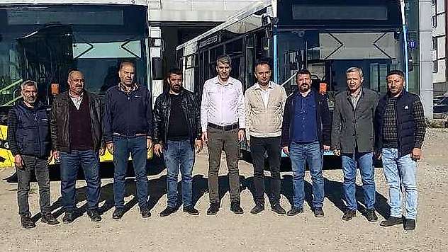 Acılarını İçine Gömüp Yardıma Koştular