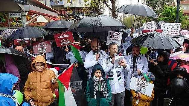 Siirt'te sağlık çalışanlarından Filistin için 'sessiz yürüyüş'