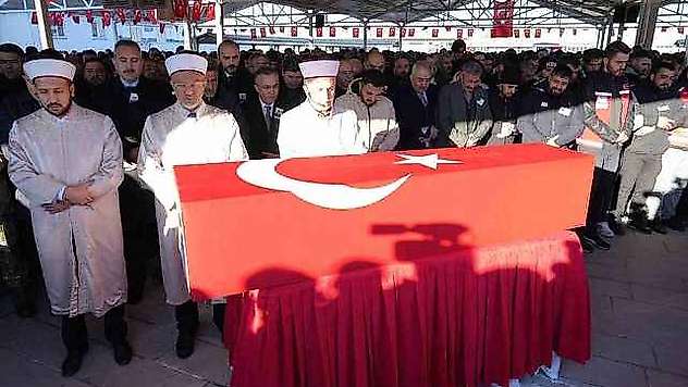 Şehit Piyade Uzman Çavuş Abdulkadir İyem son yolculuğuna uğurlandı