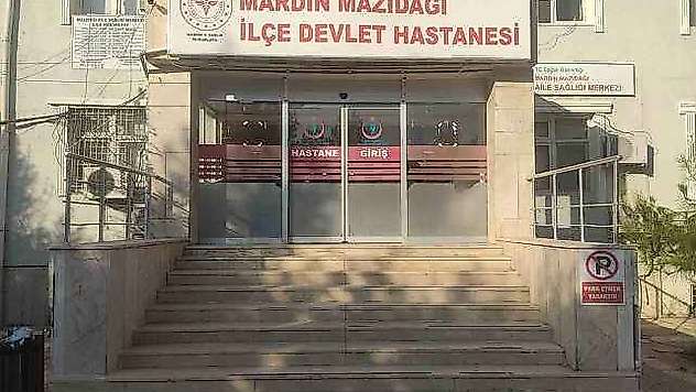 Başına kereste düşen 17 yaşındaki inşaat işçisi ağır yaralandı