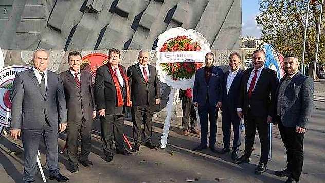 Gaziantep'in 102. Kurtuluş Yıldönümünde Gaziantep Dernekleri Federasyonu'ndan anlamlı ziyaret