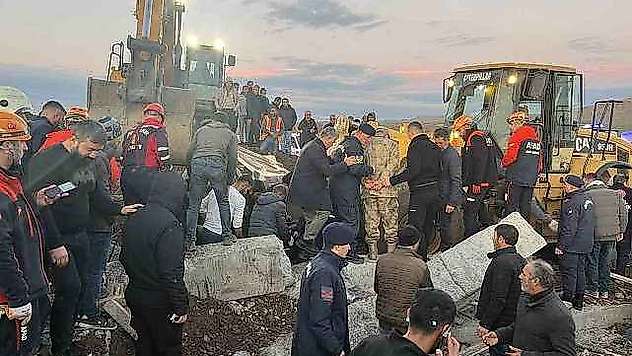 Diyarbakır'da kum ocağında göçük: 1 ölü, 1 yaralı