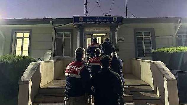 Şanlıurfa'da göçmen kaçakçılığı operasyonu: 15 tutuklama