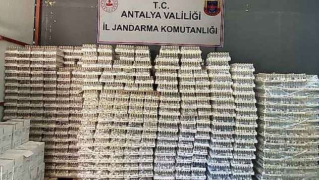 Antalya'da 2 Bin 523 Litre Kaçak İçki Ele Geçirildi