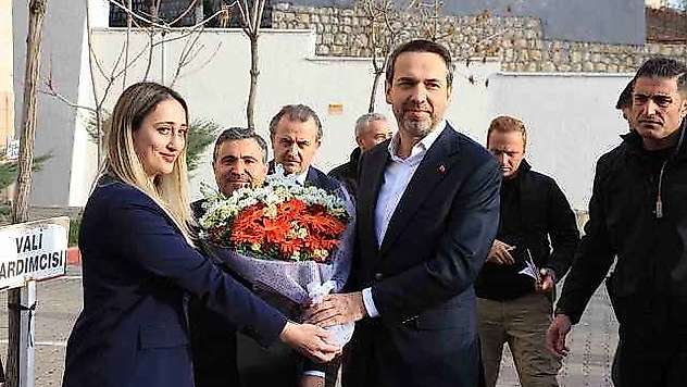 Enerji ve Tabii Kaynaklar Bakanı Bayraktar, Şırnak'ta ziyaretlerde bulundu