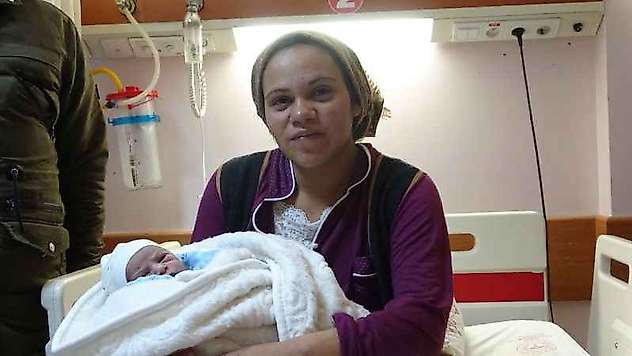 Mardin'de Yılın İlk Bebeği Dünyaya Geldi