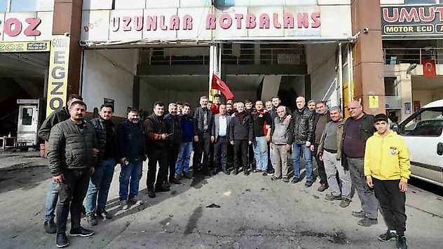 Tahmazoğlu esnafı yalnız bırakmıyor