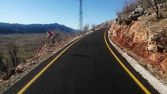 Hani'de çalışmaları tamamlanan yol ulaşıma açıldı