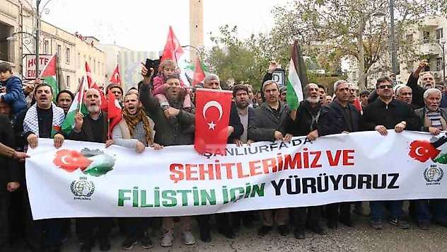Şanlıurfalılar Filistin ve şehitler için ayağa kalktı