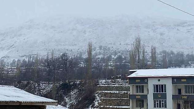 Çelikhan ilçesinde kar yağışı başladı