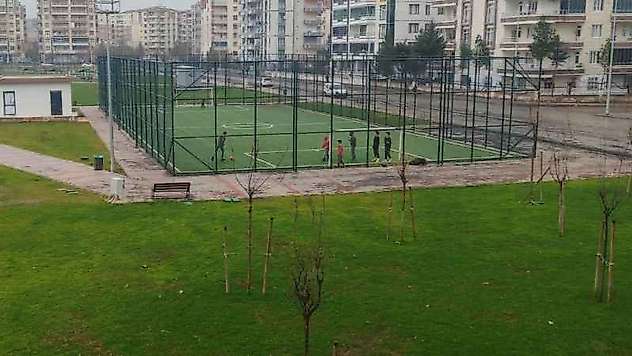 Bağlar'da atıl durumdaki arsa parka dönüştürüldü