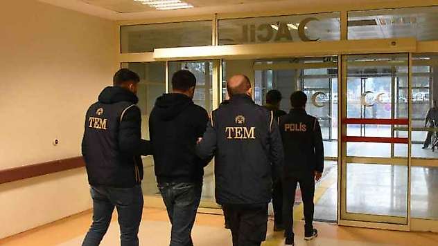 Siirt'te FETÖ operasyonu: 3 gözaltı