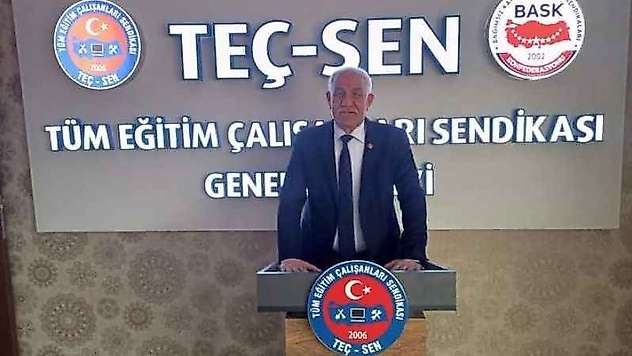Başkan Teker 'Yüzde 2 sendika barajı iptal edildi, memurlar için büyük bir zafer'