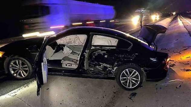 Mardin'de otomobil ile hafif ticari araç çarpıştı: 2 yaralı