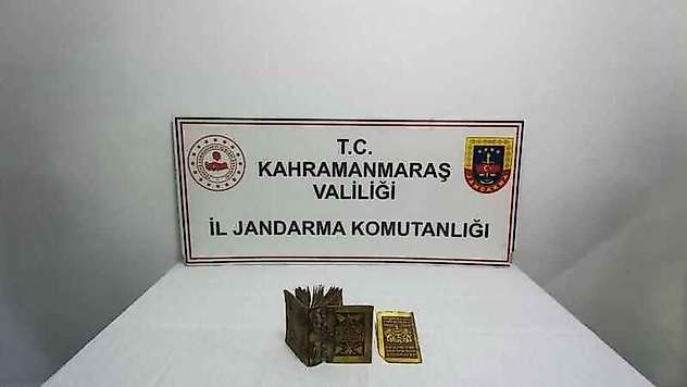 Kahramanmaraş'ta Bin 300 yıllık Tevrat ele geçirildi 