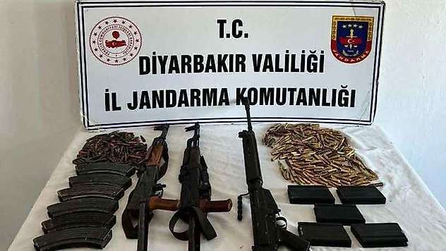 Diyarbakır'da jandarmadan ruhsatsız silah operasyonu: 2 tutuklama