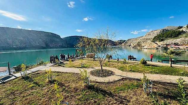 'Sakin Şehir' Halfeti'de yaz mevsimi yaşanıyor