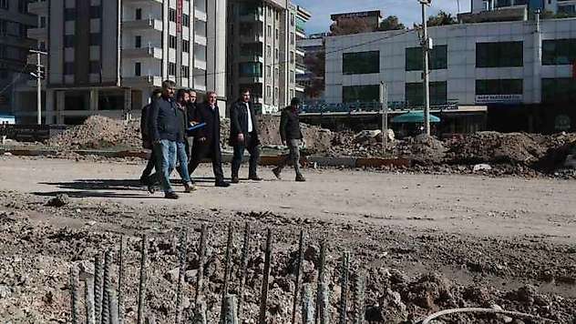 Balıkayağı Köprülü Kavşakta çalışmalar sürüyor
