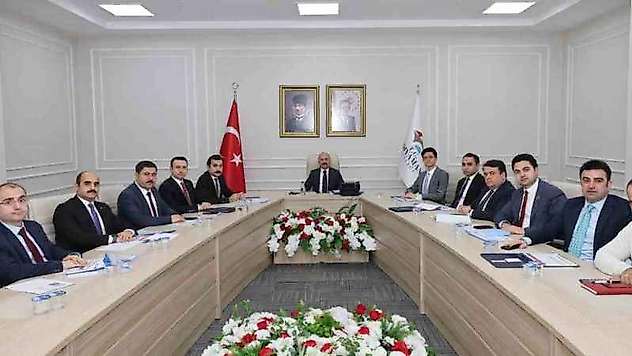 Deprem konutlarındaki çalışmalar masaya yatırıldı