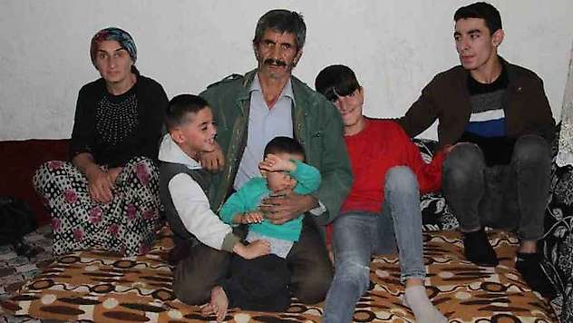 Yardıma muhtaç aile, yetkililerin ve hayırseverlerin yardımını bekliyor