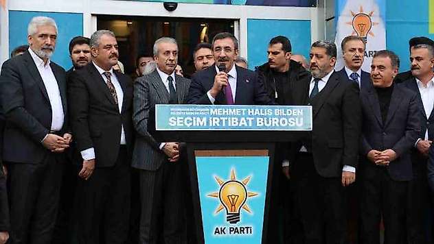 Cumhurbaşkanı Yardımcısı Yılmaz: 'Kim ne derse desin Diyarbakır bu ülkenin birliğine, beraberliğine sahip çıkacak'