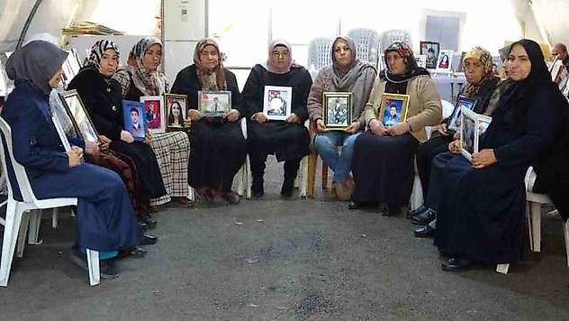 Evlat nöbetindeki anneler bin 629 gündür çocuklarının yolunu gözlüyor