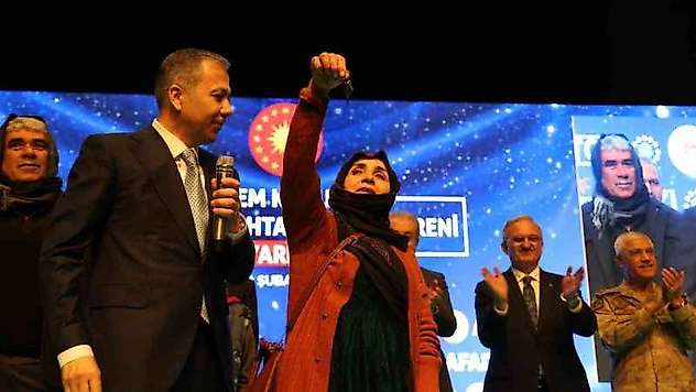 Bakan Yerlikaya, Diyarbakır'da TOKİ kura çekimine katıldı: 'Diyarbakır'a 3 milyar lirayı aşkın kaynak aktarıldı'