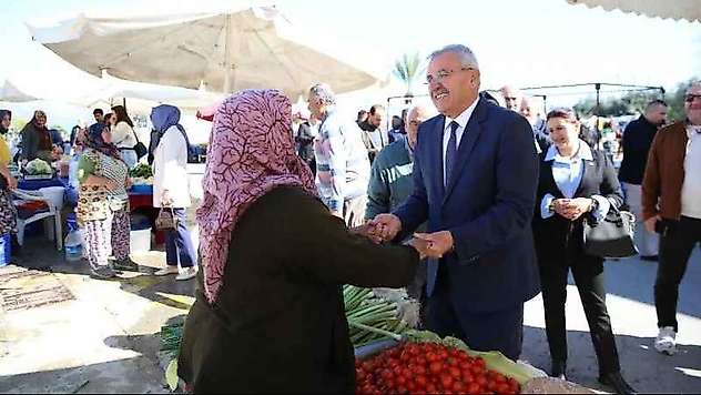 Başkan Aputkan'dan pazarcı esnafına ziyaret