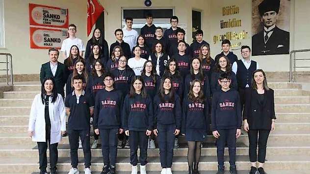 SANKO Okulları'nın 12 projesi TÜBİTAK bölge finallerine gidiyor