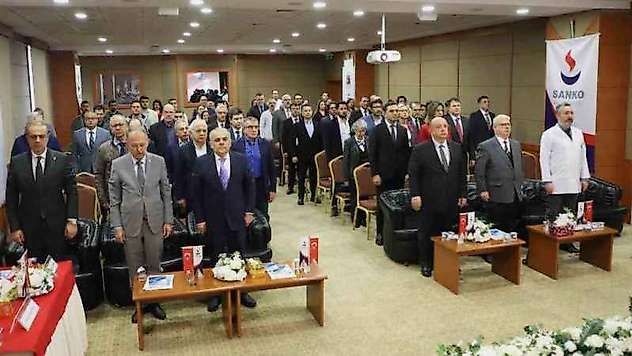 'Deprem Sonrası Travmalı Olgulara Cerrahi Yaklaşım'