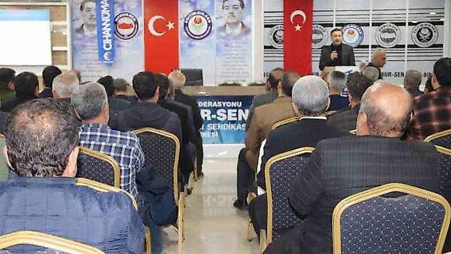 Adıyaman'da Necmettin Erbakan için vefa gecesi