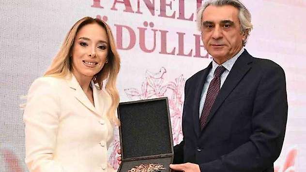 İpek Cıncıkcı'ya Anadolu'dan Yükselen Kadın Ödülü