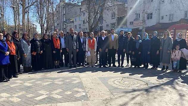 AK Partili kadınlar, 8 Mart Kadınlar Gününü kutladı