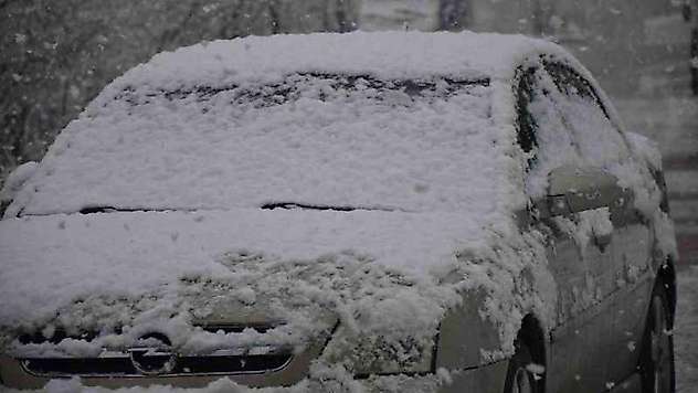 Şırnak'ta lapa lapa kar yağmaya başladı