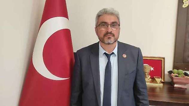 Durur 'Kutsal bir görev yürüten sağlık çalışanlarımızın hakkı hiçbir şekilde ödenmez'