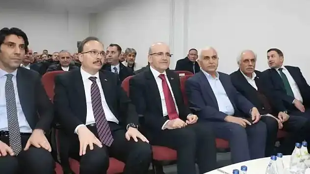 Hazine ve Maliye Bakanı Şimşek, Siirt'te